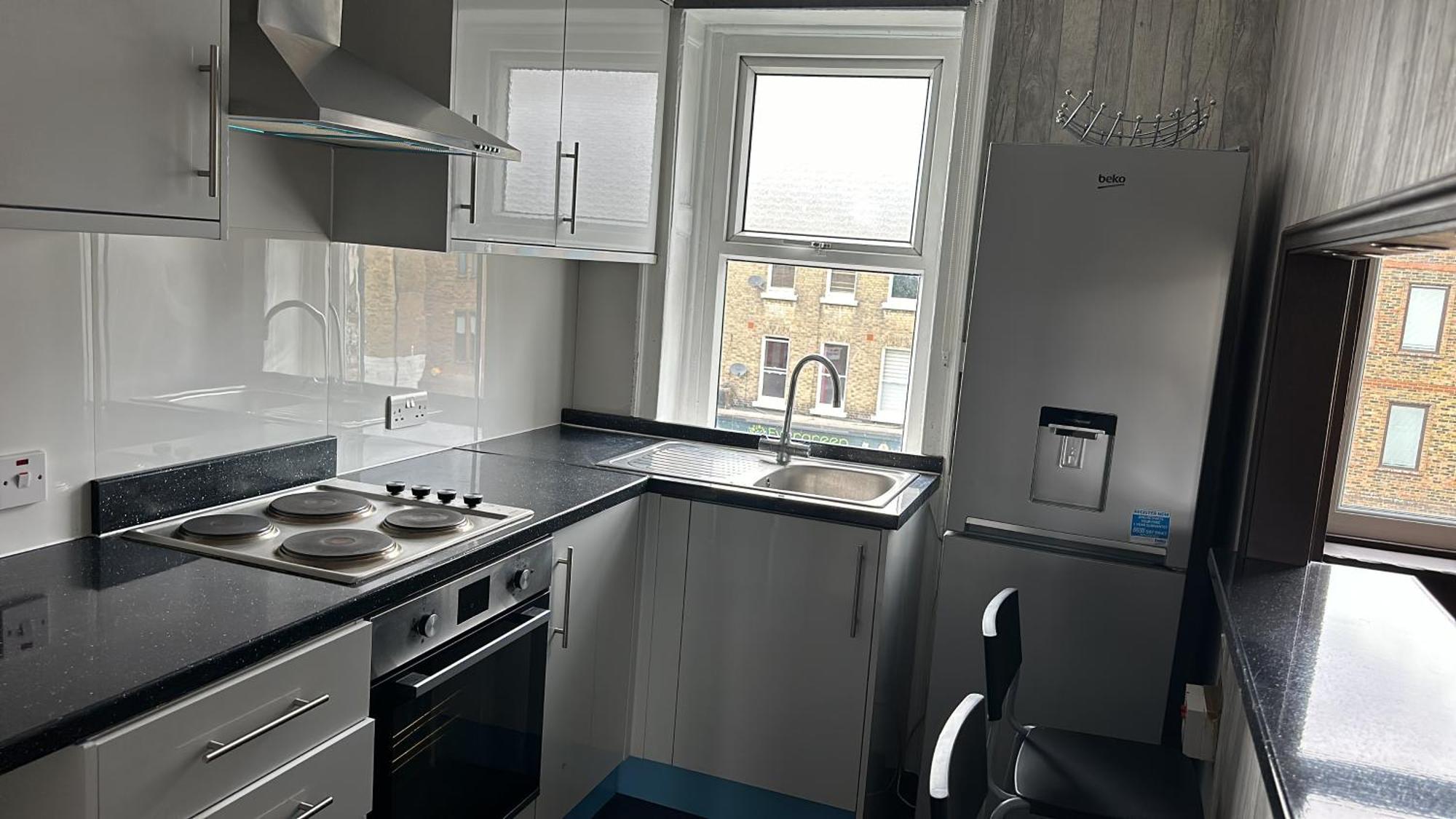 First Floor One Bed Apartment In Central West Londres Exterior foto